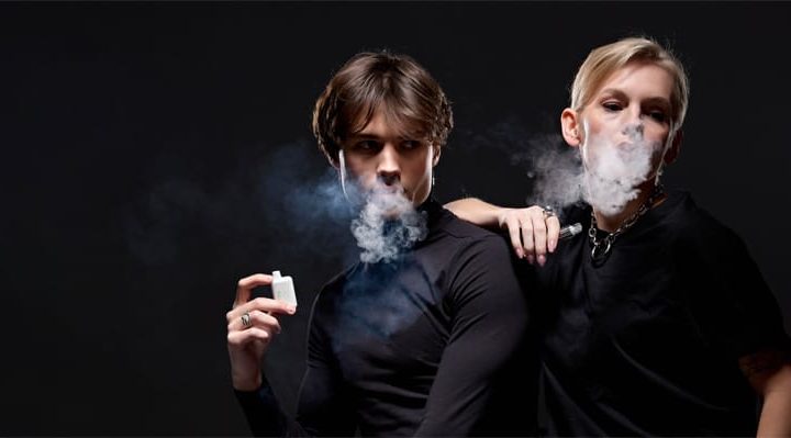 Why Are Disposable Electronic Cigarettes Popular?